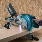 Image du produit : Scie à onglet radiale Makita Ø 216mm - 1400 Watts - Classe laser 2 | LS0815FLN