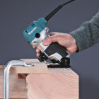 Image du produit : Affleureuse-défonceuse Makita Multifonctions - Ø 8mm - 710 Watts - pince diamètre 6 / 8mm | RT0700CX3J