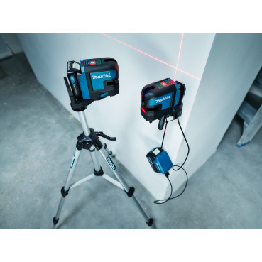 Laser en croix Makita sans fil CXT 10,8 et 12 Volts avec laser rouge - lignes verticales et horizontales, idéale plaquiste pour la pose de cloisons et plafonds placo | SK105DZ