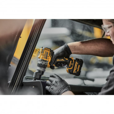 Perceuse visseuse Dewalt à têtes multiples - XR - sans fil - 12 Volts - brushless | DCD703NT-XJ