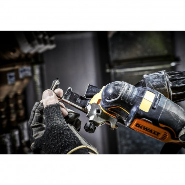 Multi-cutter Dewalt sans-fil découpeur-ponceur multifonctions18 Volts - 2Ah li-ion brushless - 32 accessoires - 2 batteries Dewalt - coffret TSTAK | DCS355D2-QW