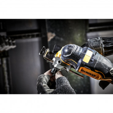 Multi-cutter Dewalt sans-fil découpeur-ponceur multifonctions18 Volts - 2Ah li-ion brushless - 32 accessoires - 2 batteries Dewalt - coffret TSTAK | DCS355D2-QW