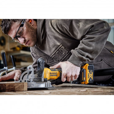 Fraiseuse à lamelles bois - XR - sans fil - 18 Volts - 5Ah li-ion brushless Dewalt | DCW682P2-QW