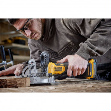 Fraiseuse à lamelles bois - XR - sans fil - 18 Volts - 5Ah li-ion brushless Dewalt | DCW682P2-QW