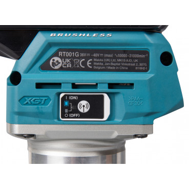 Affleureuse-défonceuse Makita XGT 6 et 8mm - 40 Volts MAX - sans fil Lithium (Li-Ion) - 4 Ah - poids 2,2kg - capacité de plongée 0 - 40mm - pince diamètre 6 / 8mm | RT001GM208