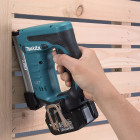 Image du produit : Agrafeuse Makita LXT 18 Volts - sans fil Lithium (Li-Ion) - 10, 13 ,16, 19, 22mm - (Produit seul) - largeur 10mm - capacité du magasin 98 | DST221Z