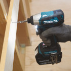 Image du produit : Visseuse à chocs Makita LXT 18 Volts - sans fil Lithium (Li-Ion) - 3 Ah - 140 Nm - carré 1/4" | DTD155RFJ